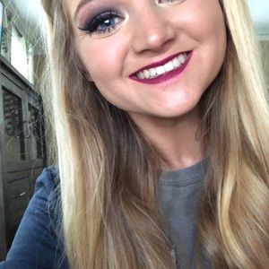 Meet your Posher, Bailey